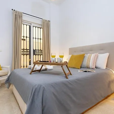 -malagasunapts-central And Cozy *