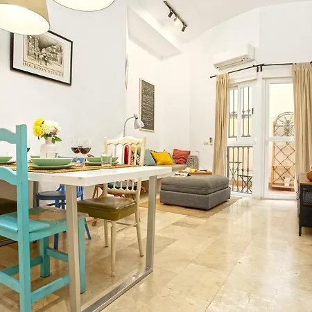 -malagasunapts-central And Cozy * Malaga